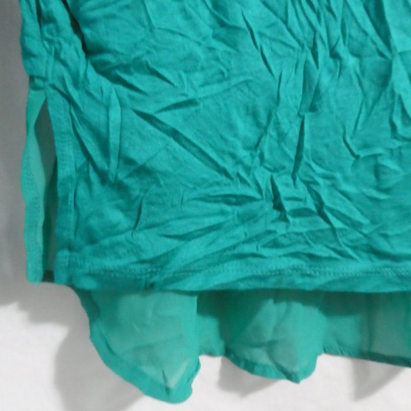 U2B | medium | Long Sleeve Shirt With Keyhole Back and Faux Undershirt Back - Picture 8 of 16